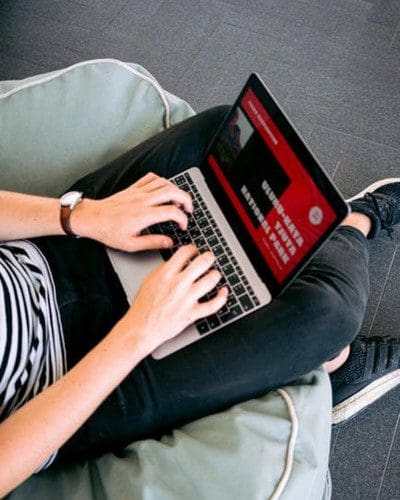 7 Must-Haves for Your Website Development Agreement